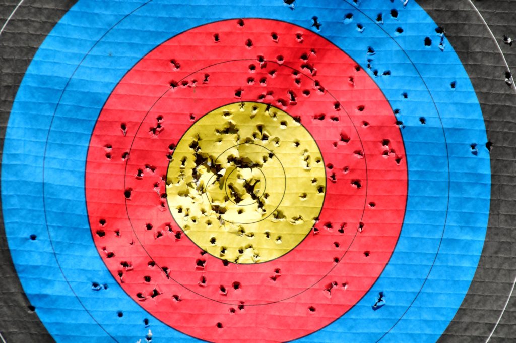 How to Turn Your Backyard into an Archery Range Strongnia